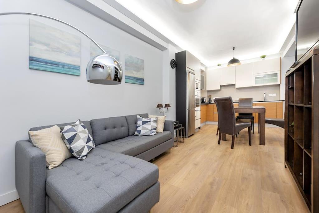 Apartmán Precioso Piso Con Terraza En Centro De Granada Exteriér fotografie